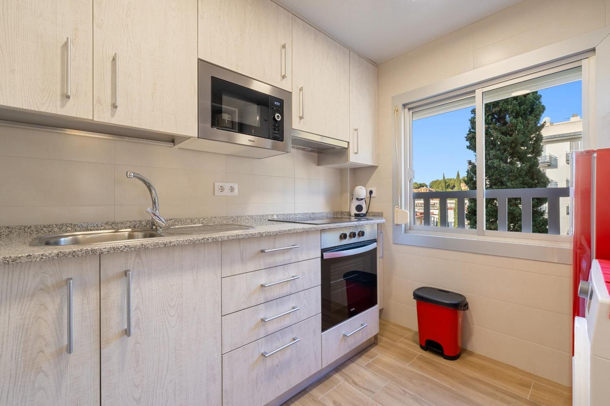Hauzify I Apartament Van Gogh Салоу Экстерьер фото